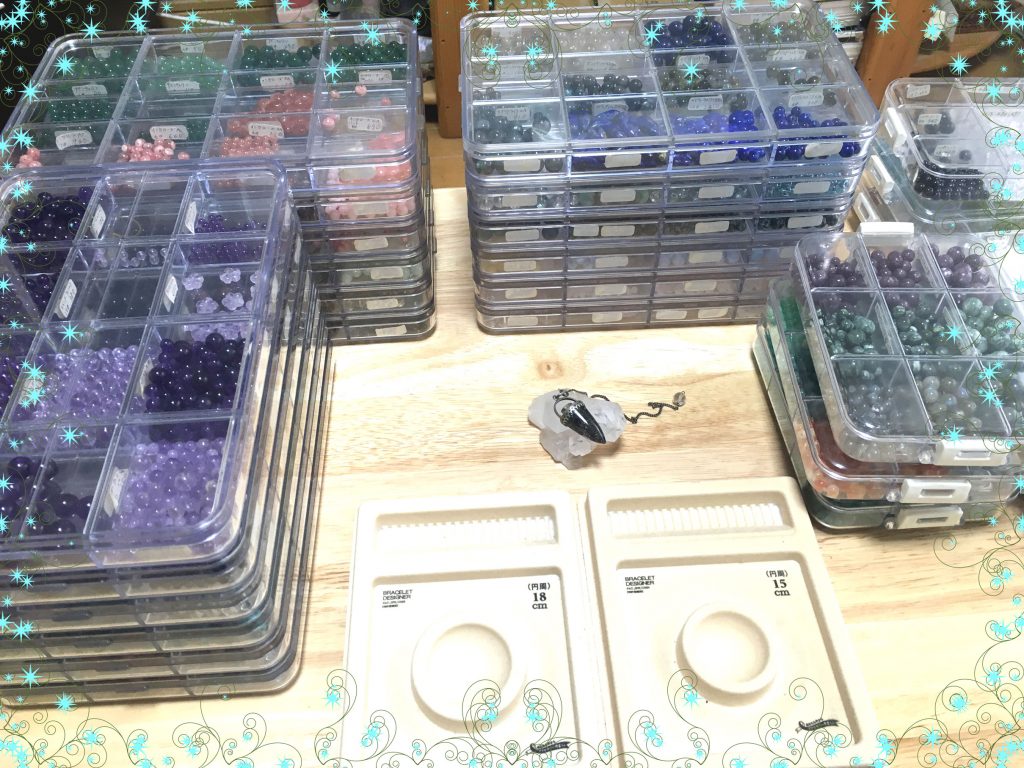 新月-12：01より新月ブレスレットの石を選びます。